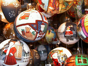 обоя colorful, christmas, tree, decorations, праздничные, шарики