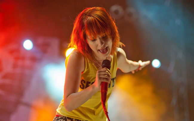 Обои картинки фото hayley, williams, музыка, paramore, певица, вокалистка