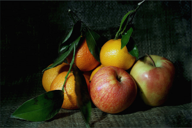 Обои картинки фото еда, фрукты,  ягоды, яблоки, мандарины