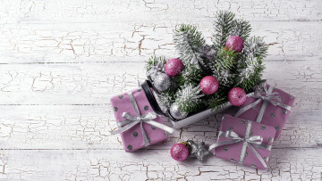 Картинка праздничные подарки+и+коробочки шарики банты подарки ленты