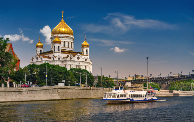 Обои картинки фото города, москва , россия, храм, христа, спасителя, река, мост