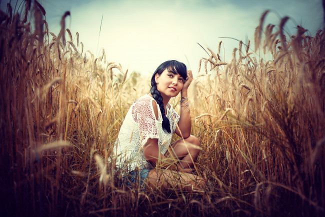 Обои картинки фото девушки, -unsort , брюнетки,  шатенки, пшеница