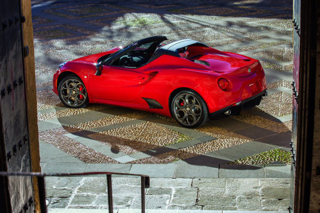 Обои картинки фото автомобили, alfa romeo, us-spec, spider, красный, 960, 4c, 2015, г, alfa, romeo