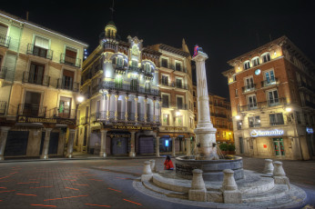 Картинка teruel aragon испания города улицы площади набережные площадь улица дома огни ночь