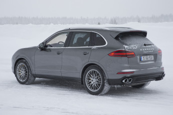 Картинка автомобили porsche серый 2015г 958 cayenne turbo s