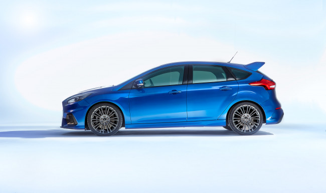 Обои картинки фото автомобили, ford, синий, 2015г, focus, rs