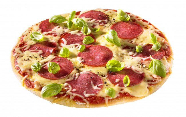 Обои картинки фото еда, пицца, колбаса, зелень