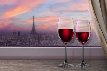 обоя еда, напитки,  вино, окно, город, париж, эйфелева, башня, подоконник, вино, красное, бокалы, занавеска, вечер