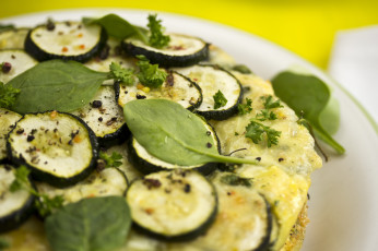 Картинка еда салаты +закуски фон зелень жареные баклажаны