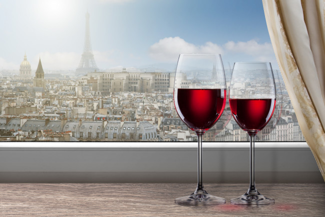 Обои картинки фото еда, напитки,  вино, окно, город, париж, эйфелева, башня, подоконник, вино, красное, бокалы, занавеска, облака