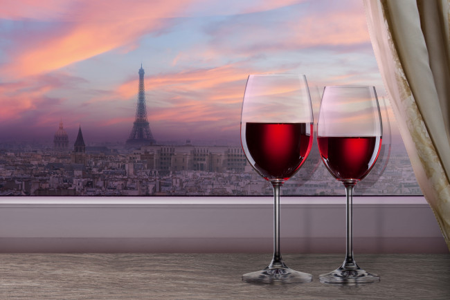 Обои картинки фото еда, напитки,  вино, окно, город, париж, эйфелева, башня, подоконник, вино, красное, бокалы, занавеска, вечер