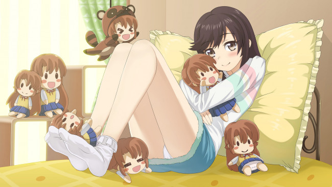 Обои картинки фото аниме, non non biyori, ichijou, hotaru, non, biyori, малыши, кровать, девушка, арт, koshigaya, komari, куклы, игрушки, подушка