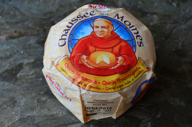 Обои картинки фото chauss&, 233, e aux moines, еда, сырные изделия, сыр