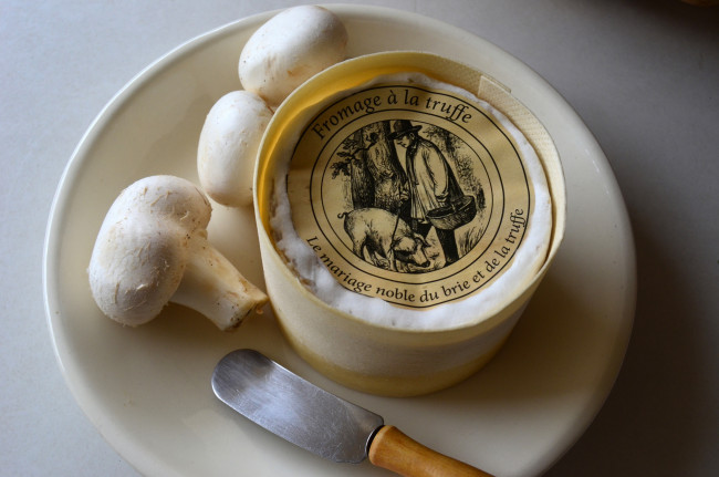 Обои картинки фото fromage &, 224,  la truffe, еда, сырные изделия, сыр