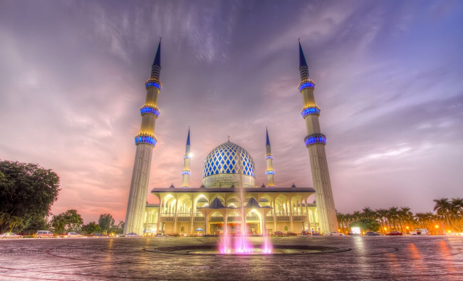 Обои картинки фото мечеть, селенгор, малайзия, города, мечети, медресе, подсветка, минареты, вечер