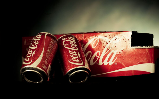 Обои картинки фото бренды, coca, cola, кока-кола, банки, коробка