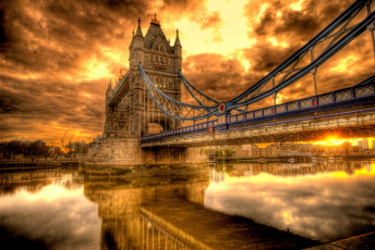 обоя tower, bridge, города, лондон, великобритания, темза, тауэр, мост, тучи