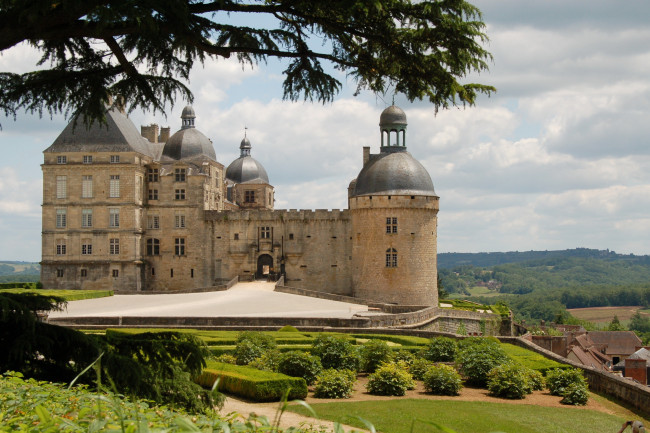 Обои картинки фото chateau, de, hautefort, france, города, дворцы, замки, крепости, замок, франция