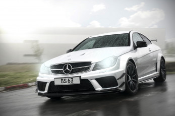 Картинка mercedes-benz+c63+amg+coup& 233 +black+series автомобили mercedes-benz daimler германия ag подразделение легковые грузовики автобусы двигатели