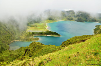 Картинка природа реки озера озеро туман холмы