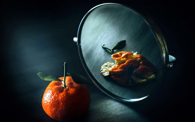 Обои картинки фото еда, цитрусы, мандарин, зеркало