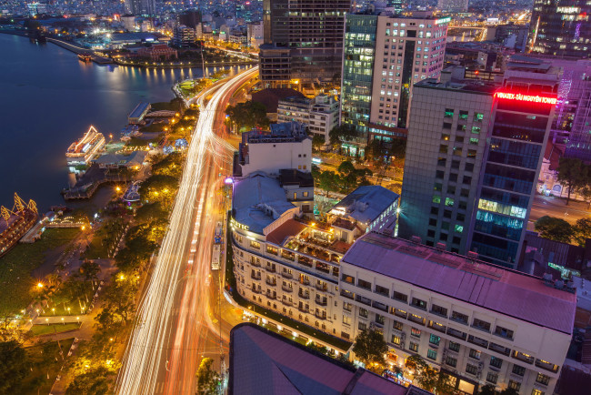 Обои картинки фото ho chi minh city,  vietnam, города, - огни ночного города, причалы, дома, вьетнам, небоскребы, ночь, огни, река