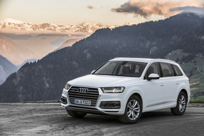 Обои картинки фото автомобили, audi, q7, 2015г, tdi, quattro, светлый