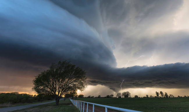 Обои картинки фото природа, стихия, гроза, ураган, непогода, торнадо, молния, смерч