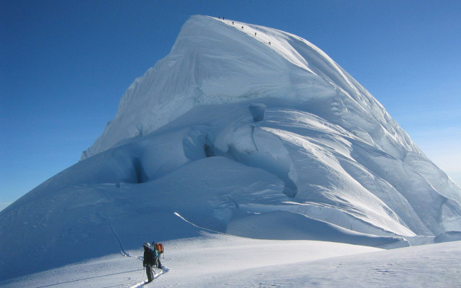 Обои картинки фото спорт, экстрим, альпинизм, небо, вершина, ледник, восхождение, снег
