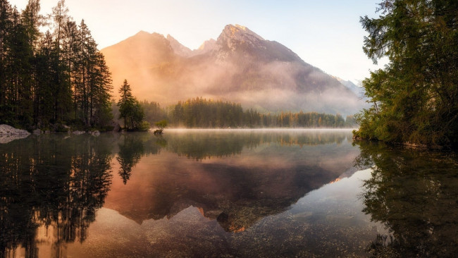 Обои картинки фото природа, реки, озера, озеро, горы, гладь, туман, деревья, утро, водная