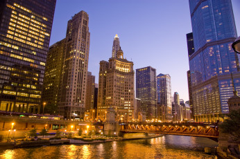 обоя города, Чикаго , сша, город, Чикаго, иллиноис, небоскребы, chicago, река, вечер