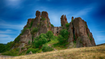 Картинка belograchik rocks города исторические архитектурные памятники поле скалы стена лестница крепость