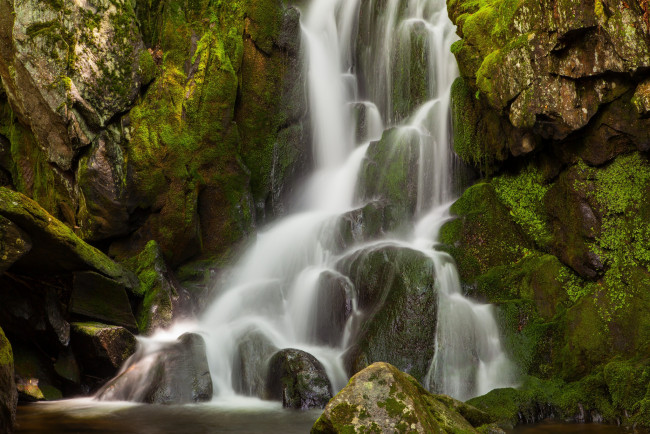 Обои картинки фото природа, водопады, водопад, вода, скала