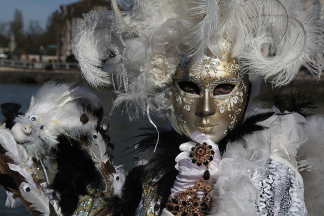 Обои картинки фото разное, маски,  карнавальные костюмы, карнавал, маска, перья, венеция