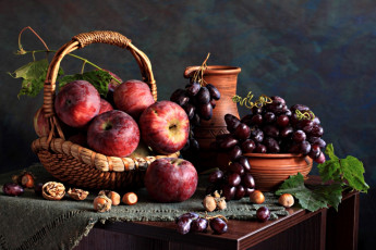 обоя еда, натюрморт, урожай, яблоки, виноград, орехи