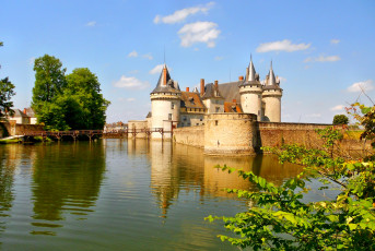 Картинка франция сюлли сюр луар города замки луары замок крепостные стены озеро