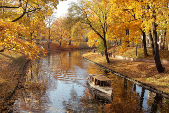 Картинка природа парк park fall autumn boat river nature trees листопад лодка осень река деревья алея alley