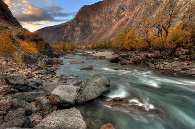 Обои картинки фото природа, реки, озера, октябрь, река, алтай, осень