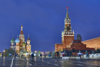 обоя red square on a rainy day - moscow,  russia, города, москва , россия, дворец, площадь, ночь