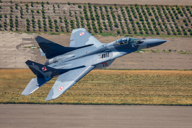 Обои картинки фото авиация, боевые самолёты, ввс, польши, миг-29а, многоцелевой, истребитель