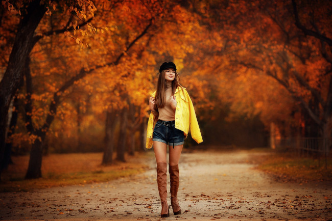 Обои картинки фото девушки, -unsort , рыжеволосые и другие, деревья, осень, женщины, на, открытом, воздухе, дмитрий, архар, ksenia, анастасия, бармина, куртка
