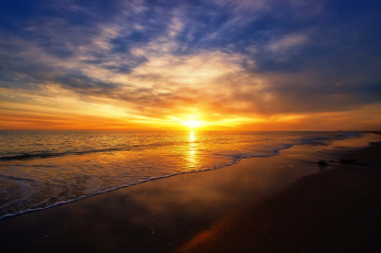 Картинка природа восходы закаты облака океан горизонт солнце