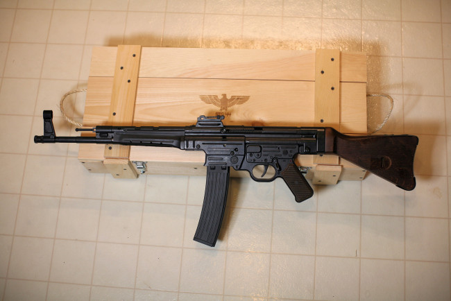 Обои картинки фото оружие, автоматы, штурмовая, винтовка, sturmgewehr, 44, немецкий, автомат, stg