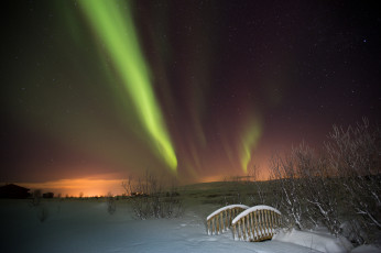 Картинка природа северное+сияние звезды мостик ночь зима
