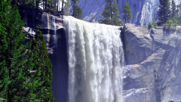 Картинка природа водопады деревья лес скалы водопад горы