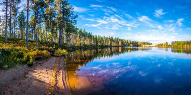 Обои картинки фото природа, реки, озера, пейзаж, осень, деревья, берег, лес, облака, отражение, река