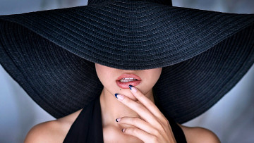 Картинка разное губы женщина рука шляпа