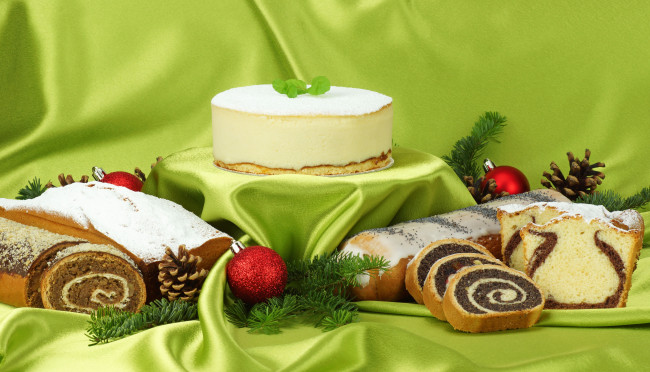 Обои картинки фото праздничные, угощения, торт, рулет, кекс, шишки, шарики