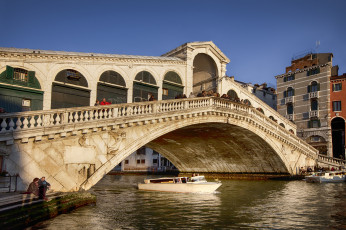Картинка venice+-+rialto+bridge города венеция+ италия мост канал большой