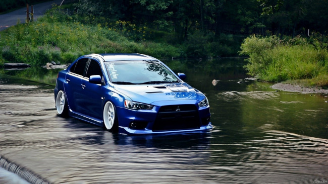 Обои картинки фото митсубиши, автомобили, mitsubishi, река, синий, лансер